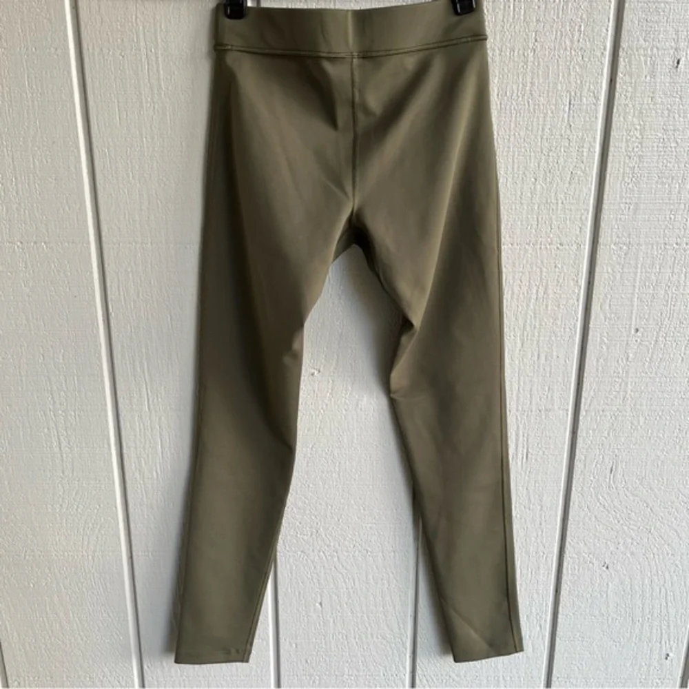 Outdoor Voices slim fit